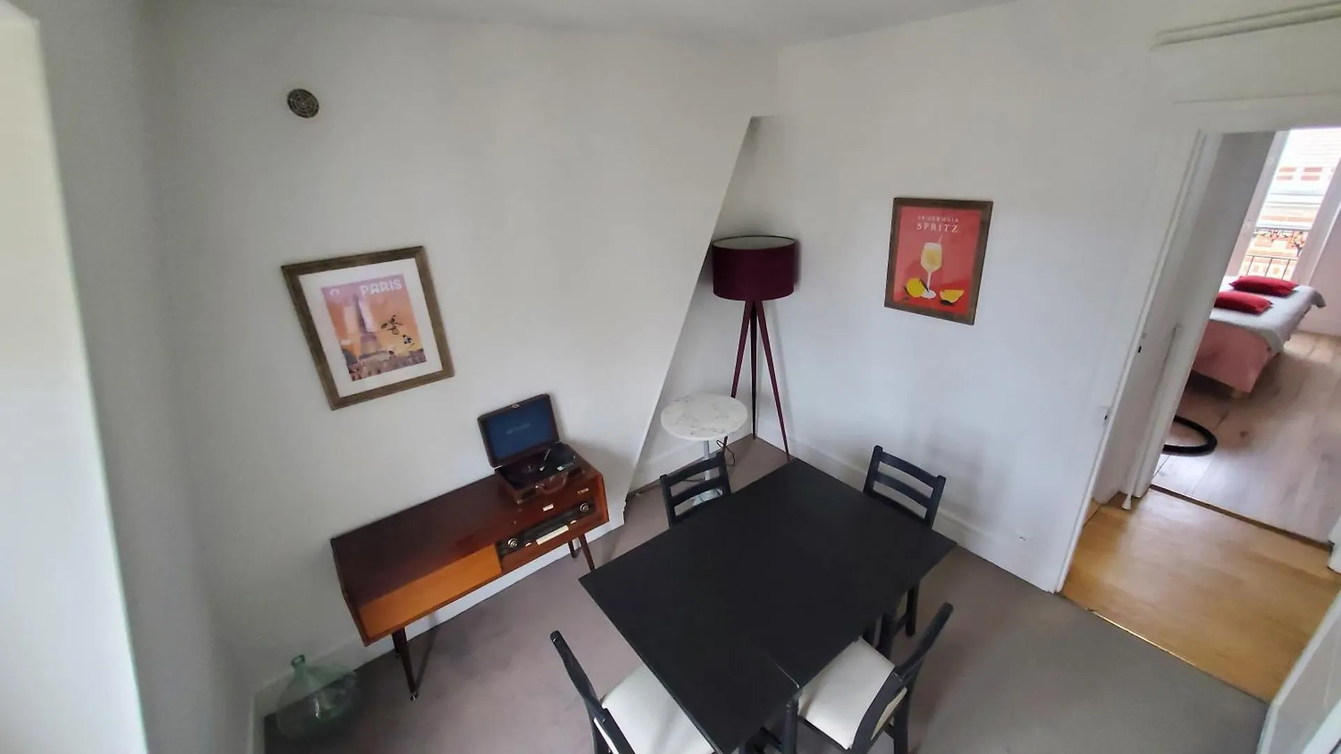 Guest Room Paris - R&M B&B
